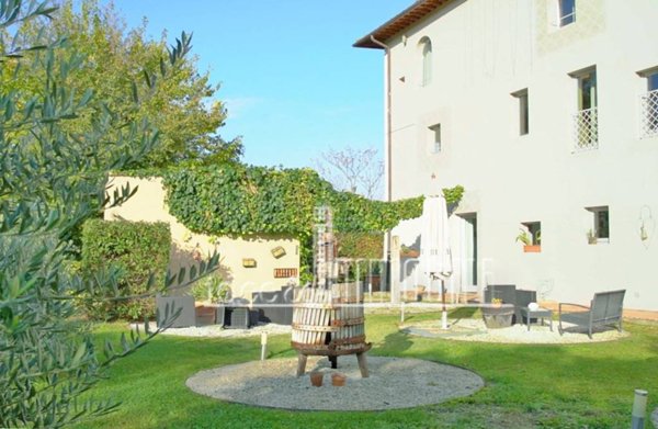 casa indipendente in vendita a Firenze in zona Centro Duomo