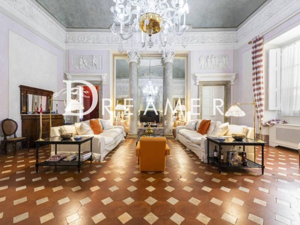 appartamento in vendita a Firenze in zona Centro Santa Croce
