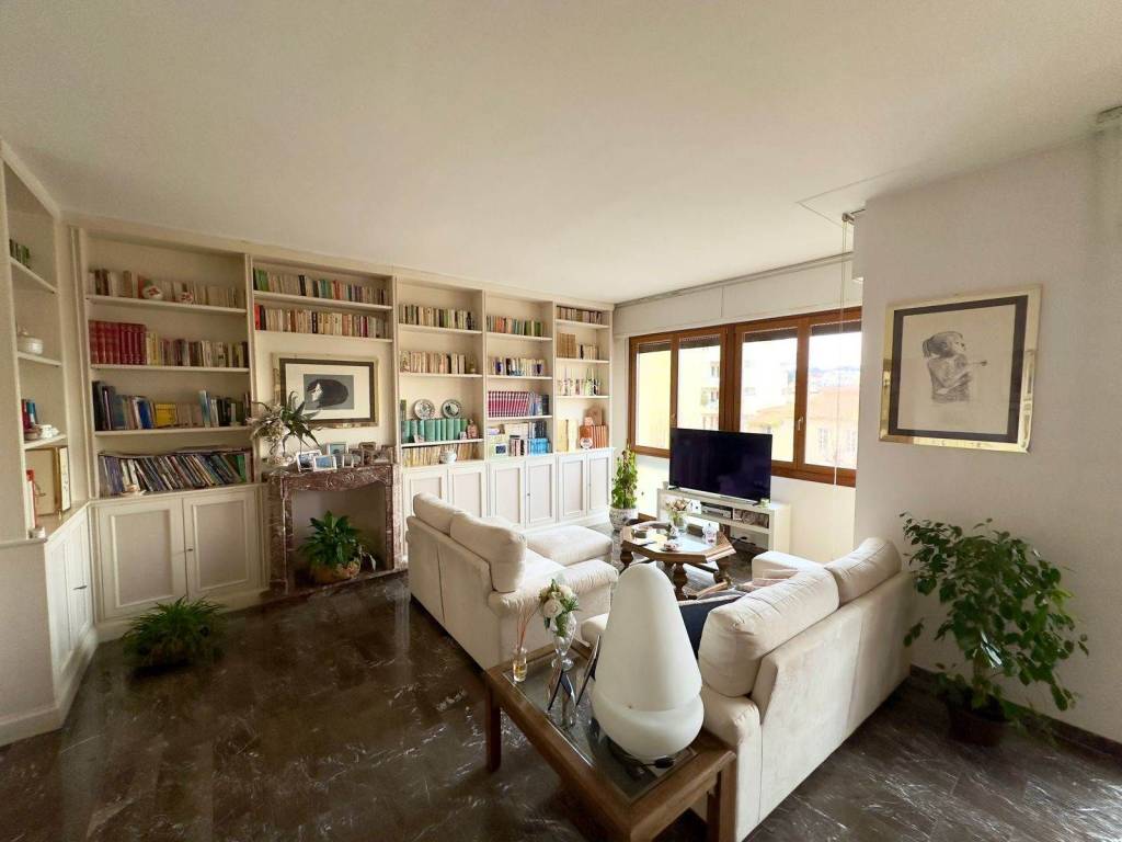 appartamento in vendita a Firenze in zona Legnaia