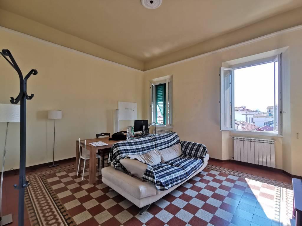 casa indipendente in vendita a Firenze in zona Statuto