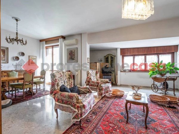 appartamento in vendita a Firenze in zona Campo di Marte