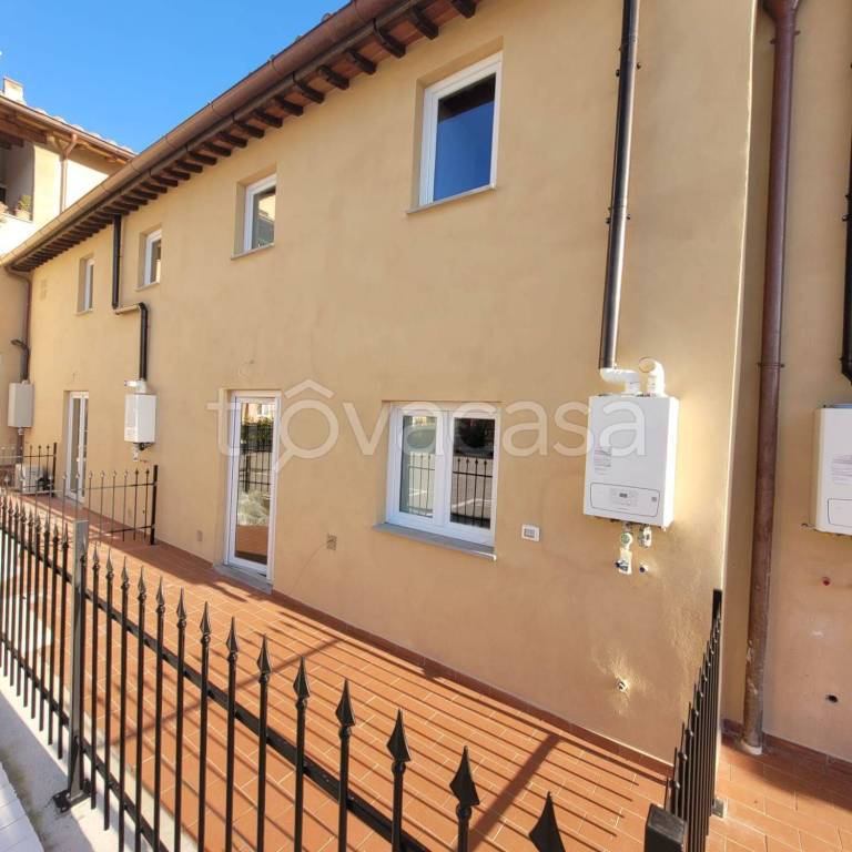 casa indipendente in vendita a Firenze in zona Firenze Nova