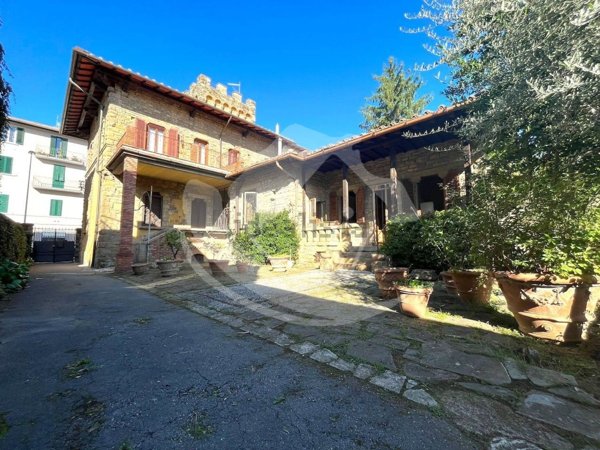 casa indipendente in vendita a Firenze in zona Careggi