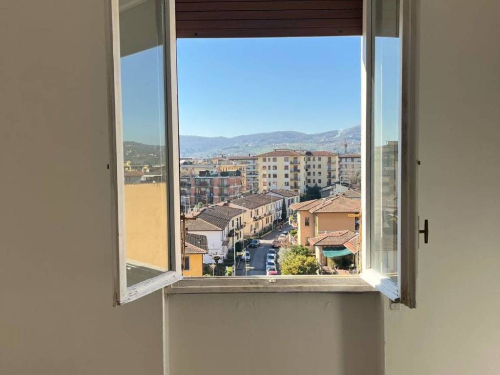appartamento in vendita a Firenze in zona Soffiano