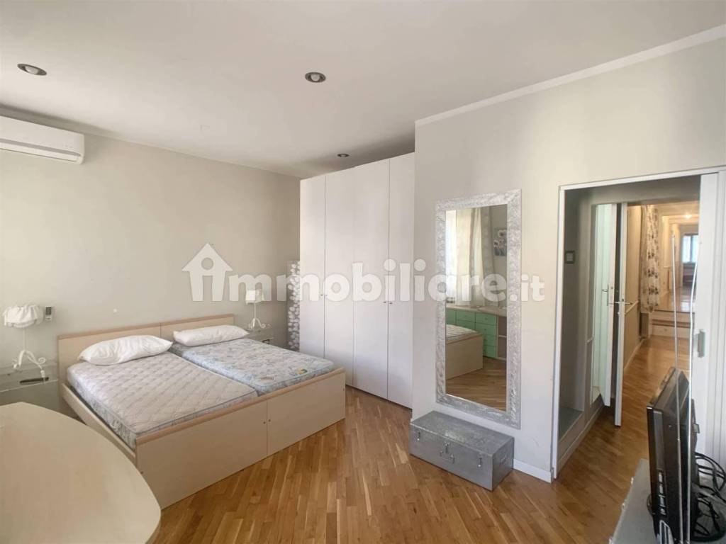 appartamento in vendita a Firenze in zona Centro Santa Maria Novella