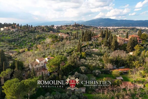 casa indipendente in vendita a Firenze in zona Porta Romana