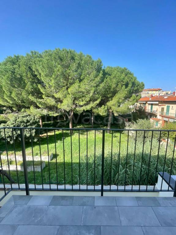 appartamento in vendita a Firenze in zona Coverciano