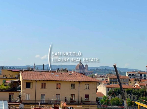 appartamento in vendita a Firenze in zona Campo di Marte