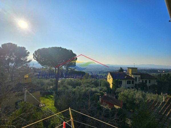 appartamento in vendita a Firenze in zona Settignano