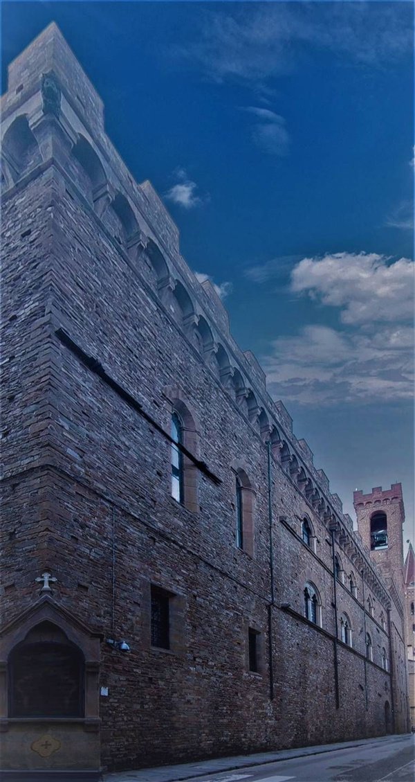negozio in vendita a Firenze in zona Centro Santa Croce