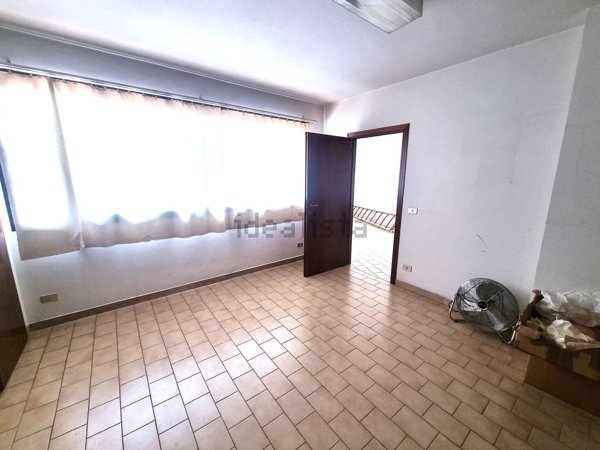 capannone in vendita a Firenze in zona Legnaia