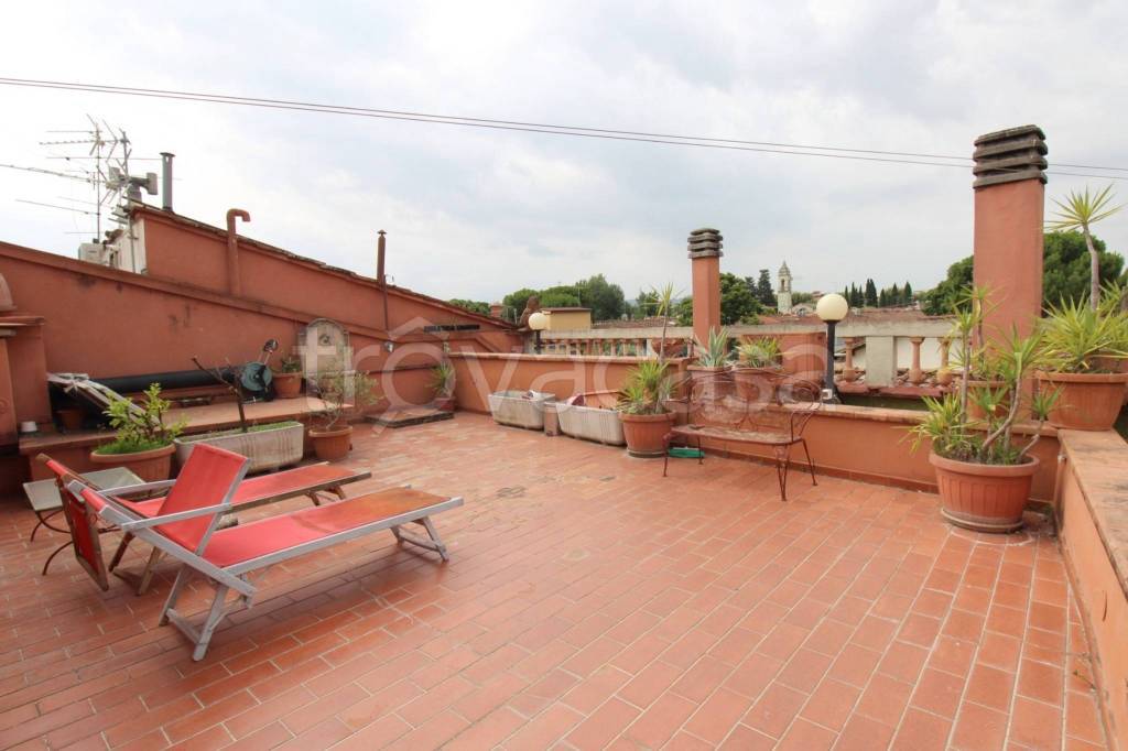 appartamento in vendita a Firenze in zona Peretola