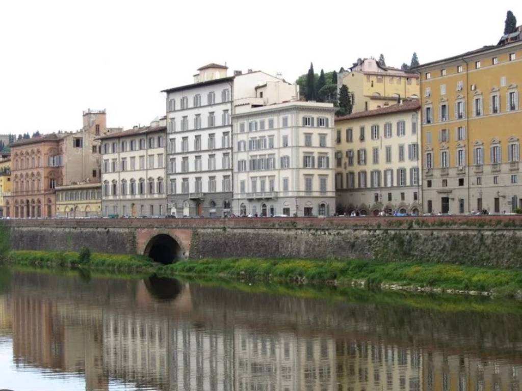 appartamento in vendita a Firenze in zona Centro Santa Croce