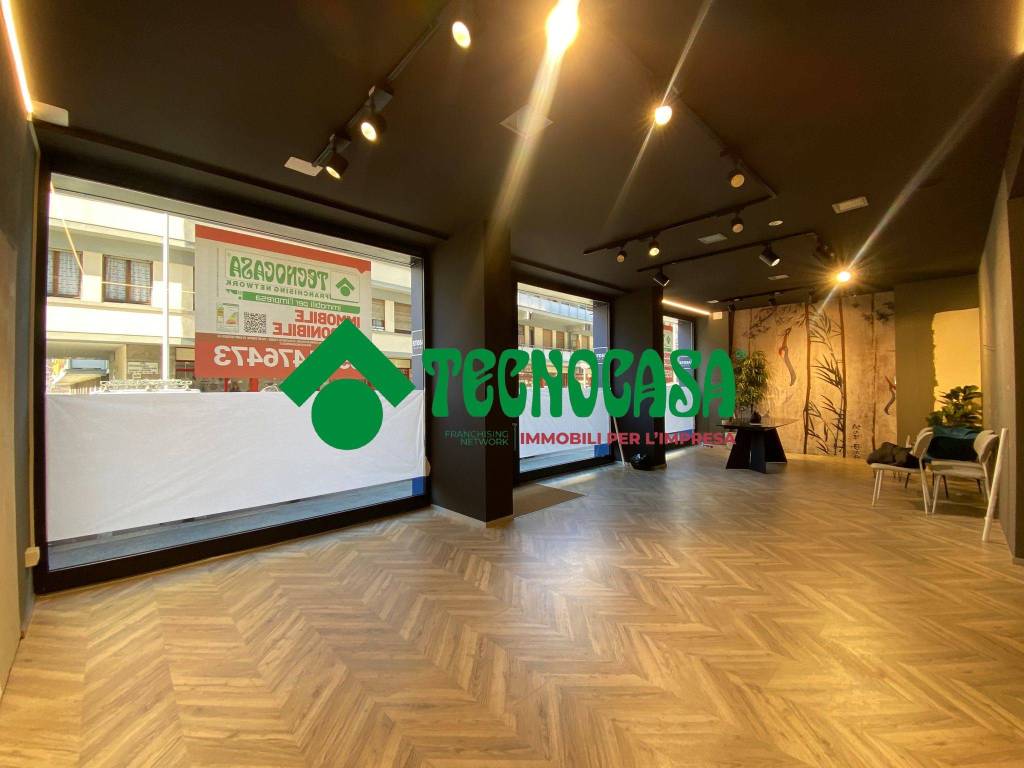 negozio in vendita a Firenze in zona Rifredi