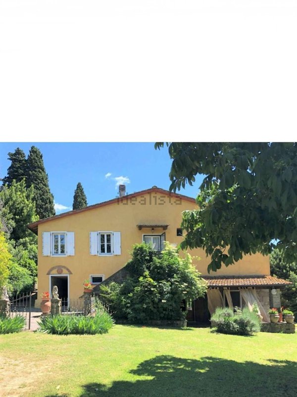 casa indipendente in vendita a Firenze in zona Centro Santa Maria Novella