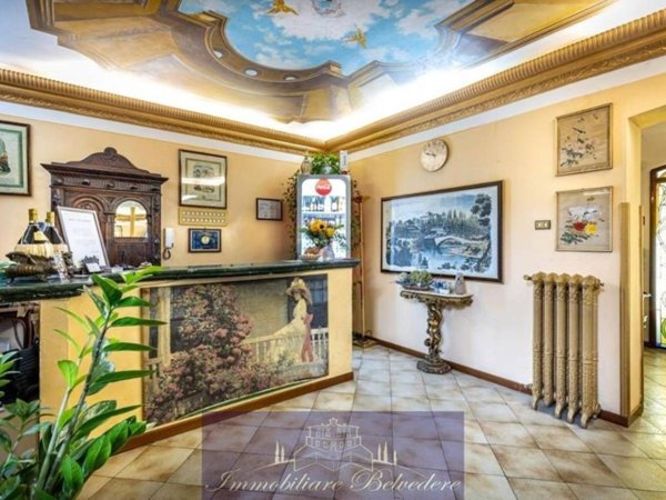 intera palazzina in vendita a Firenze