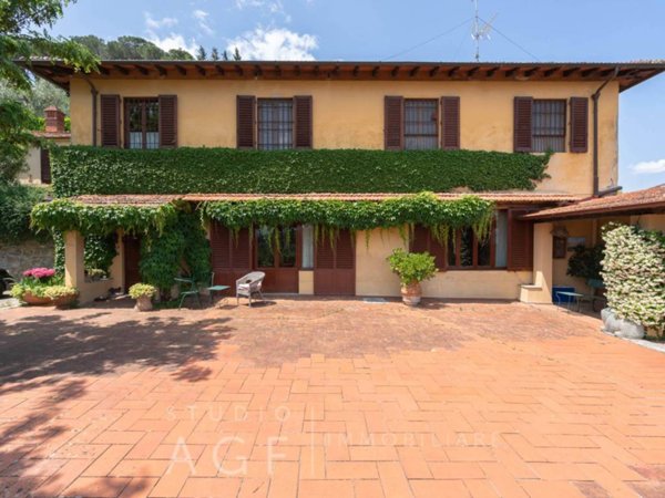 casa indipendente in vendita a Firenze