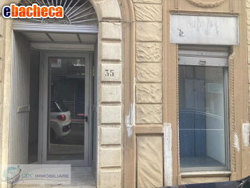locale commerciale in vendita a Firenze