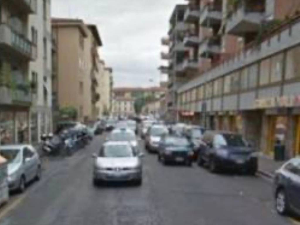 negozio in vendita a Firenze in zona Bellariva