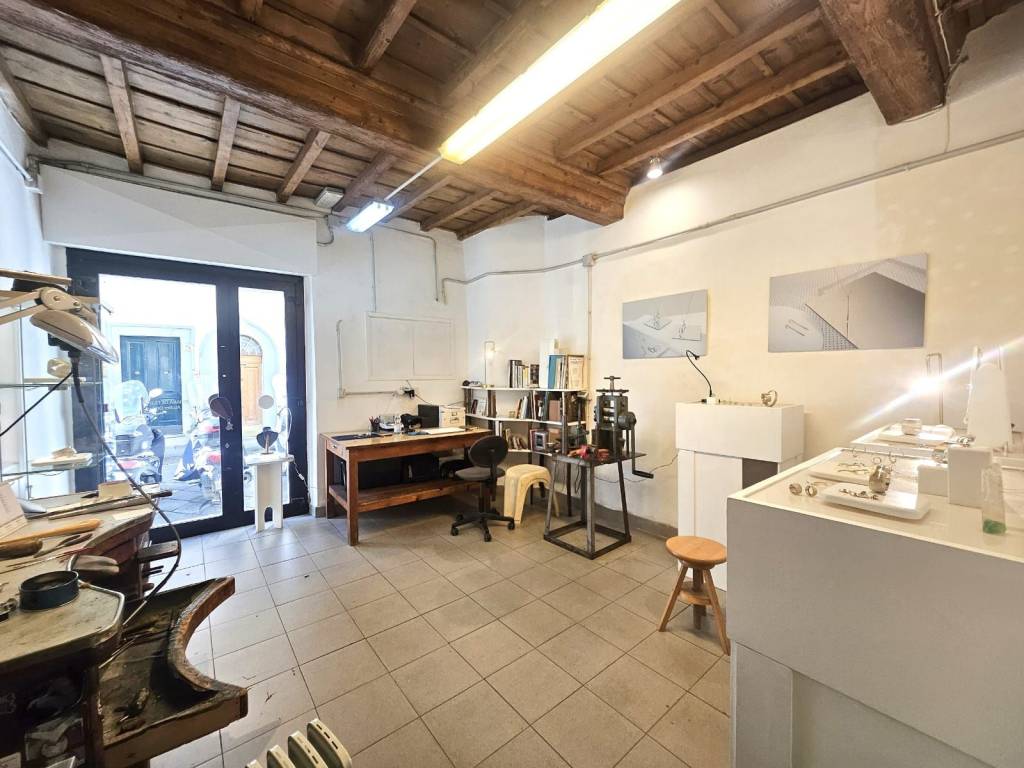 ufficio in vendita a Firenze in zona Centro San Frediano