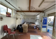 negozio in vendita a Firenze in zona Brozzi