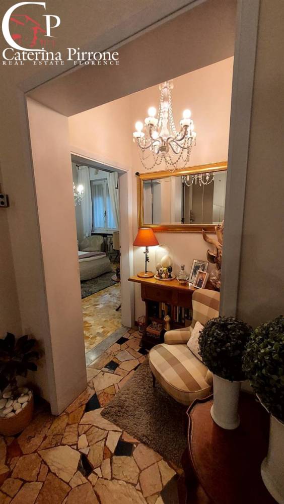 appartamento in vendita a Firenze in zona Campo di Marte
