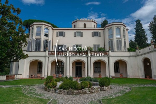 appartamento in vendita a Firenze in zona Centro San Niccolò