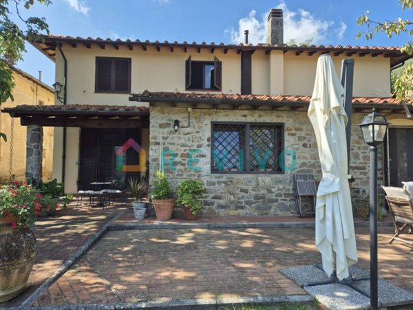 casa indipendente in vendita a Firenze in zona Le Cure