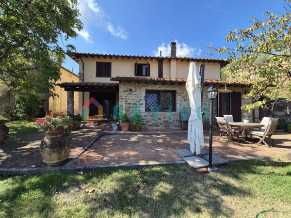 casa indipendente in vendita a Firenze