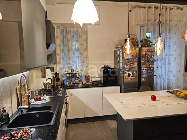 appartamento in vendita a Firenze in zona Brozzi