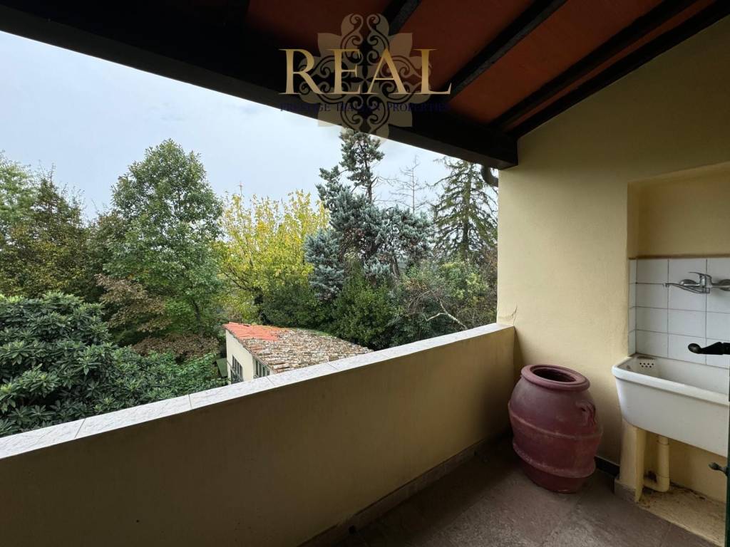 casa indipendente in vendita a Firenze in zona Galluzzo