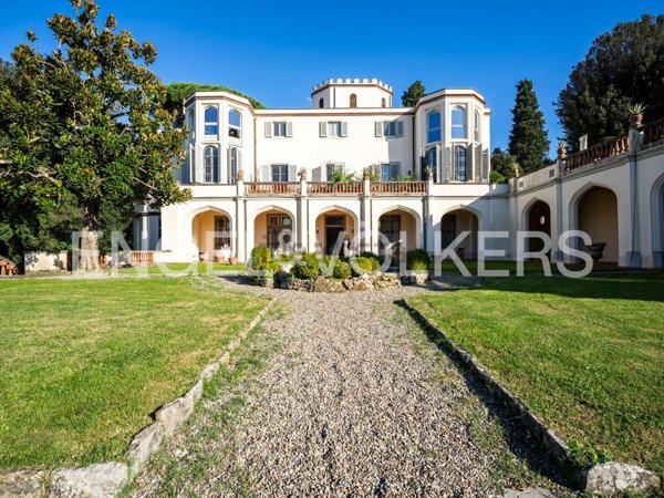 appartamento in vendita a Firenze in zona Ponte a Ema