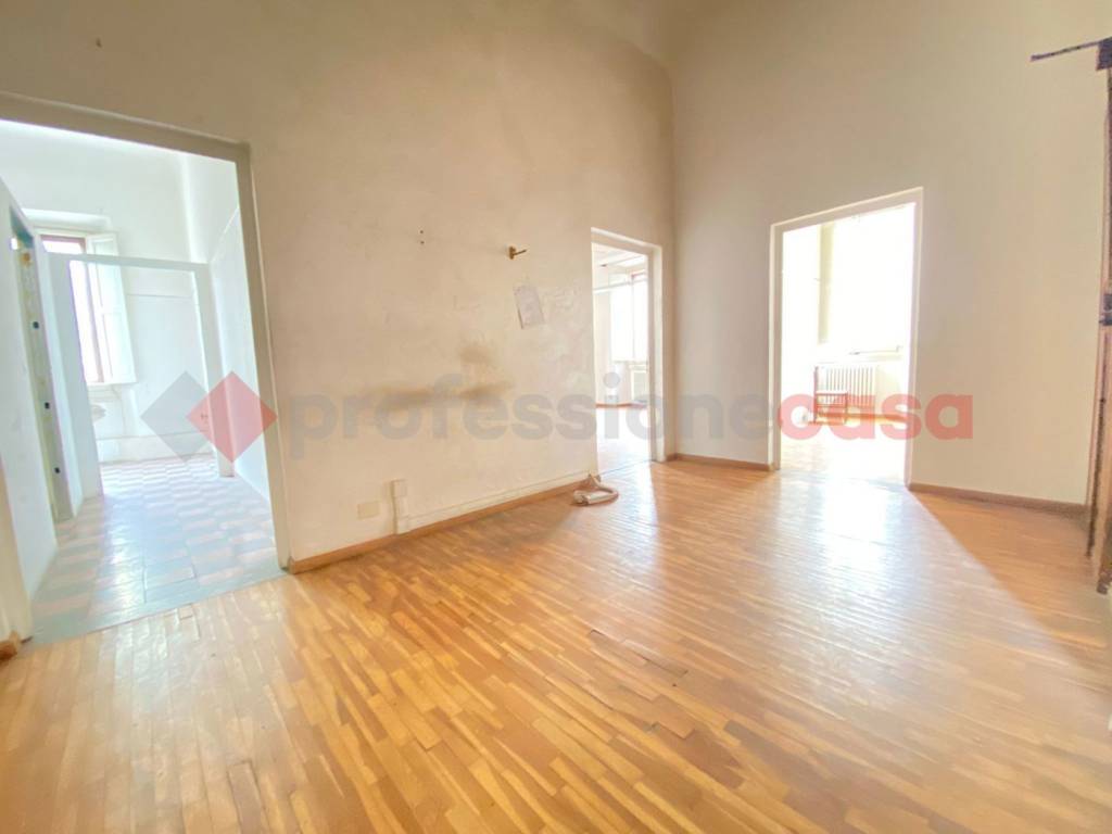 appartamento in vendita a Firenze in zona Campo di Marte