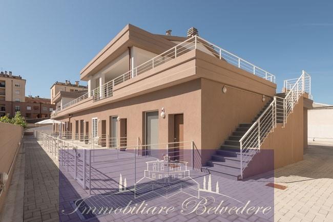 casa indipendente in vendita a Firenze in zona Isolotto