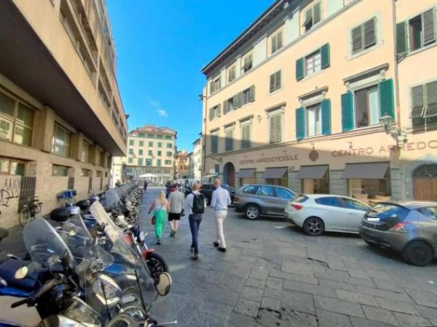 trivano in vendita a Firenze in zona Centro Duomo