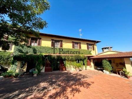 casa indipendente in vendita a Firenze