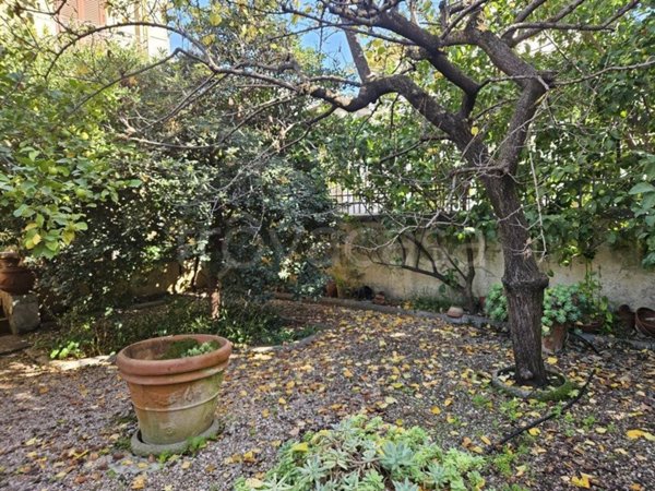 casa indipendente in vendita a Firenze in zona Centro Storico