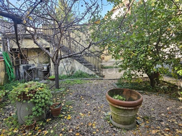 casa indipendente in vendita a Firenze in zona Centro Storico