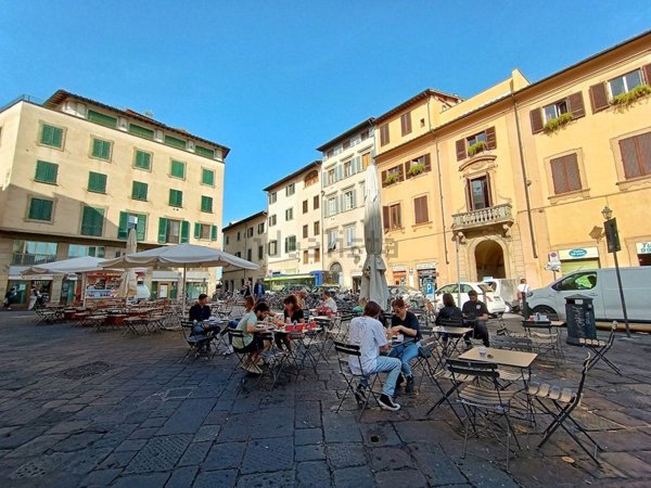 negozio in vendita a Firenze in zona Centro Santa Croce