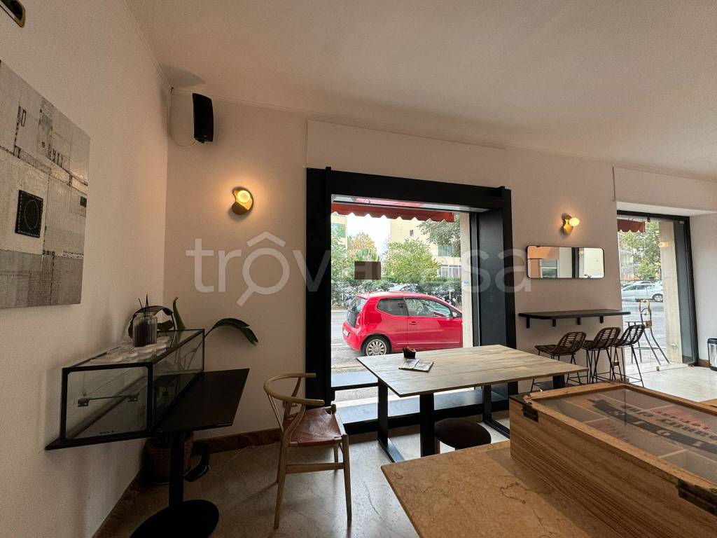negozio in vendita a Firenze in zona Bellariva