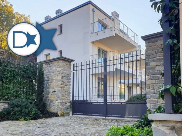 casa indipendente in vendita a Firenze in zona Bellosguardo