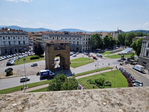 casa indipendente in vendita a Firenze in zona Centro Duomo