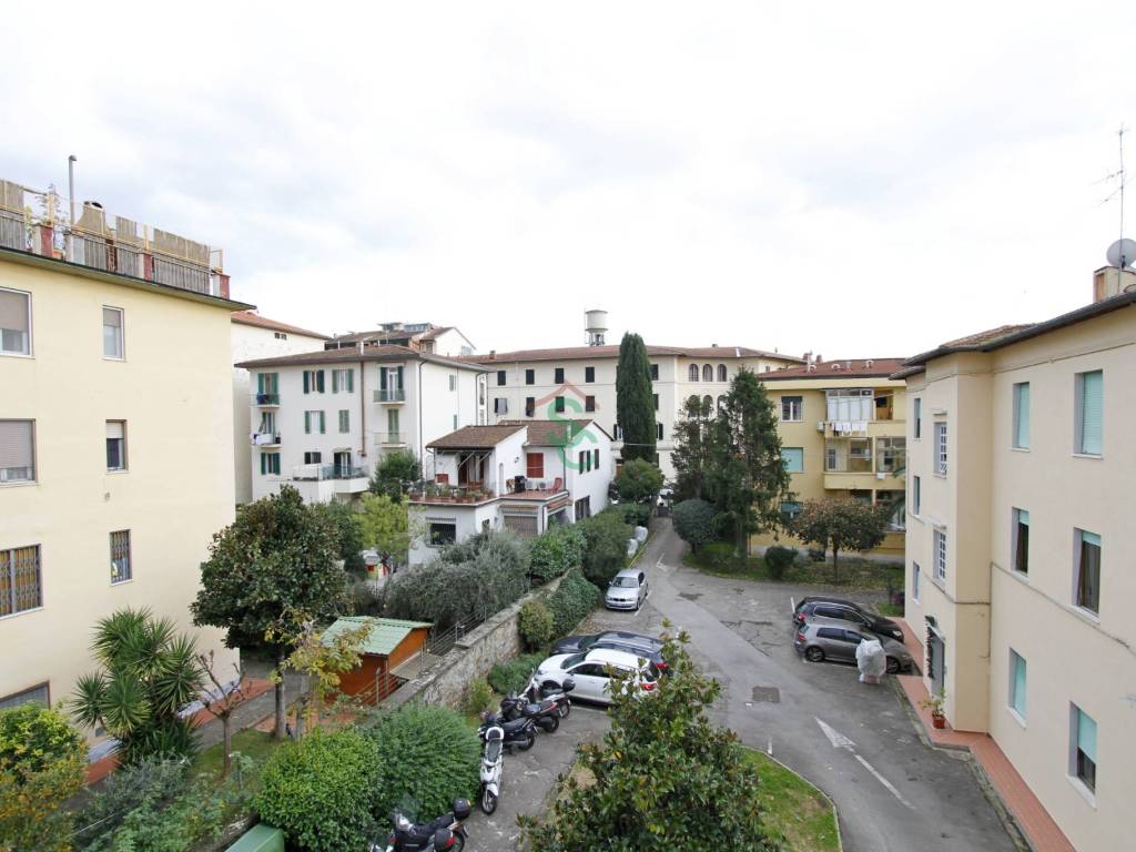 appartamento in vendita a Firenze in zona Coverciano