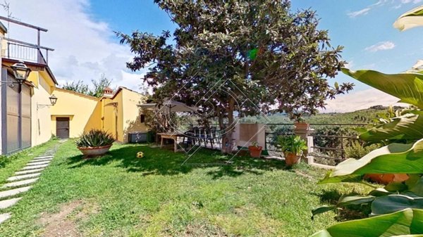 appartamento in vendita a Firenze in zona Serpiolle