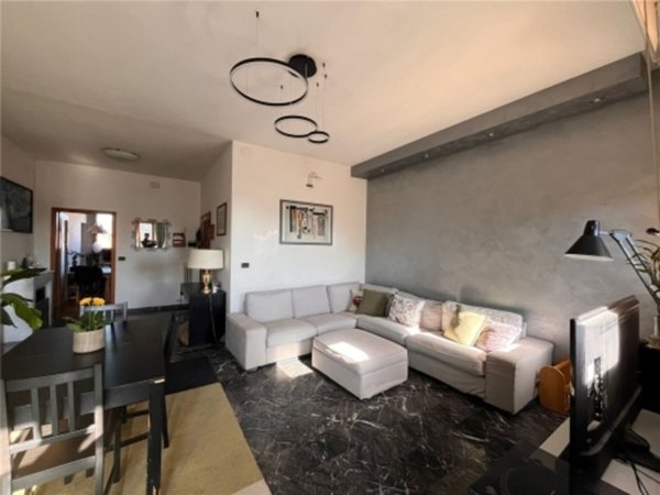 appartamento in vendita a Firenze in zona Isolotto