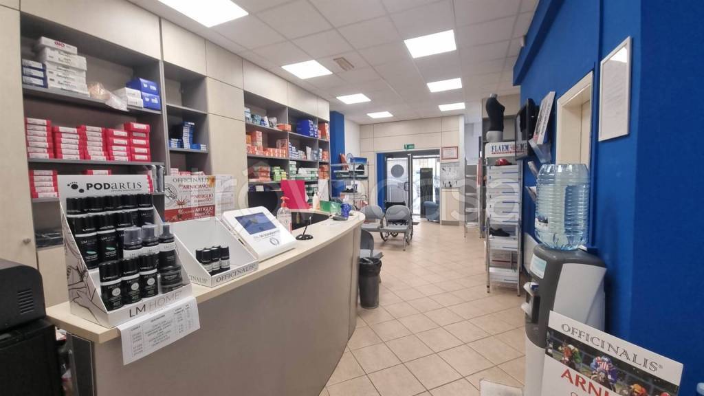 negozio in vendita a Firenze in zona Careggi