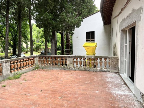 appartamento in vendita a Firenze in zona Le Cure