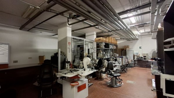 locale di sgombero in vendita a Firenze