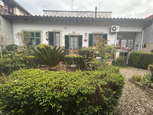 appartamento in vendita a Firenze in zona Rovezzano