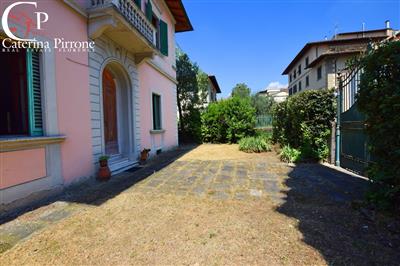 casa indipendente in vendita a Firenze